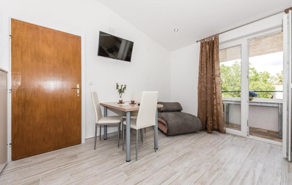 Apartments Lord Pirovac Kültér fotó