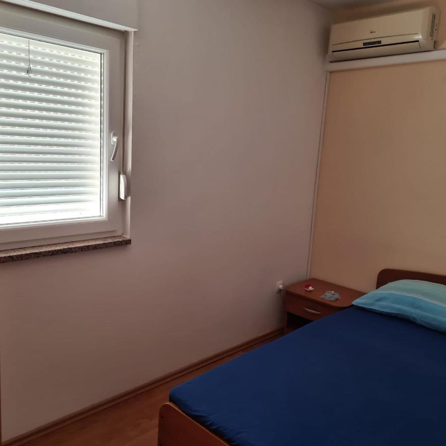 Apartments Lord Pirovac Kültér fotó